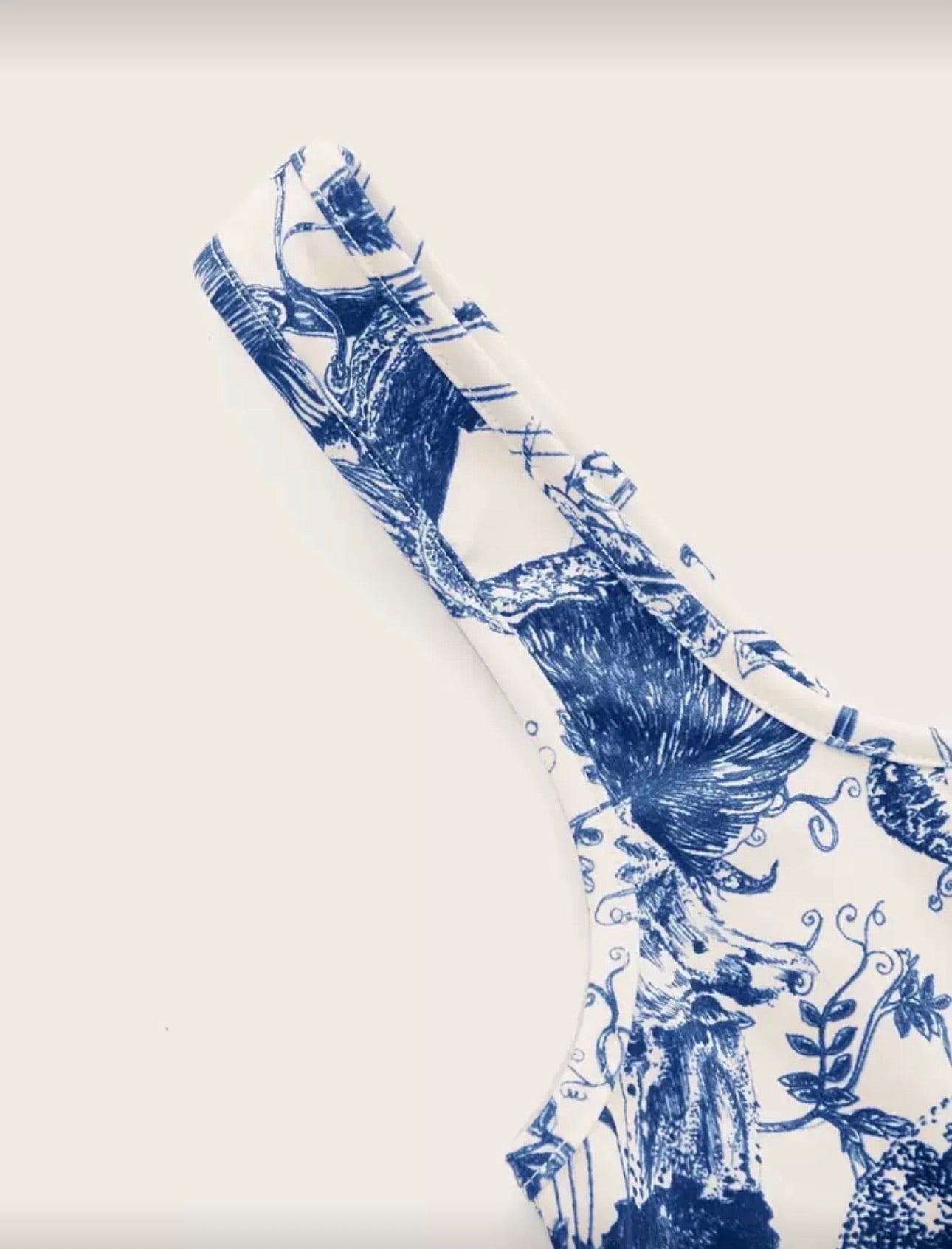 Blusa de dama estampado azul clásico