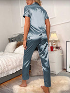 Pijama de Dama de Seda Azul con Corazon