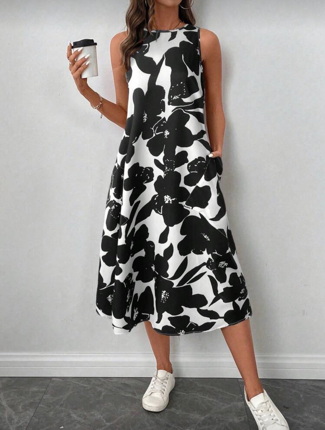 Vestido Femenino Ink Bloom Midi