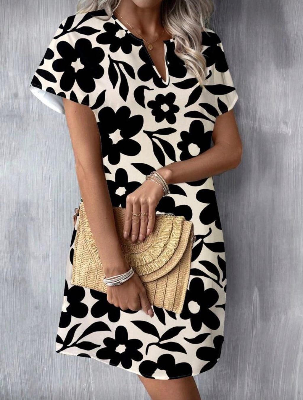 Vestido Femenino Bold Bloom Mini