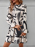 Vestido Femenino Abstract Flow Mini