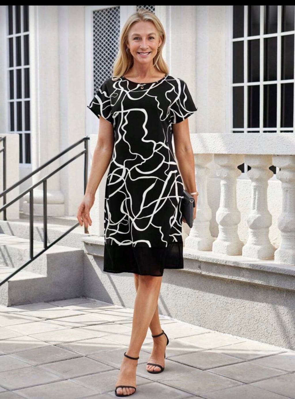 Vestido Femenino Abstract Line Elegance