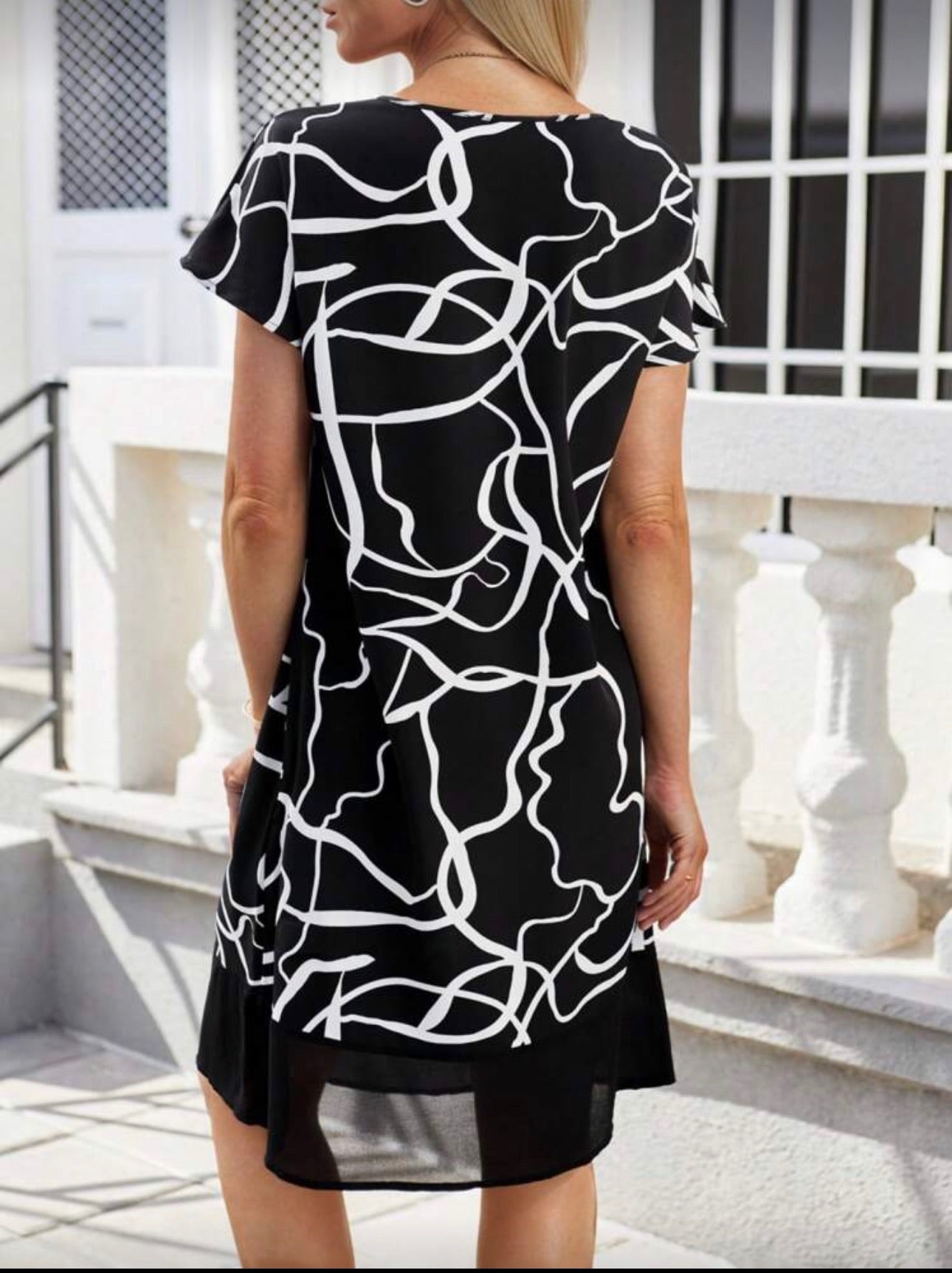 Vestido Femenino Abstract Line Elegance