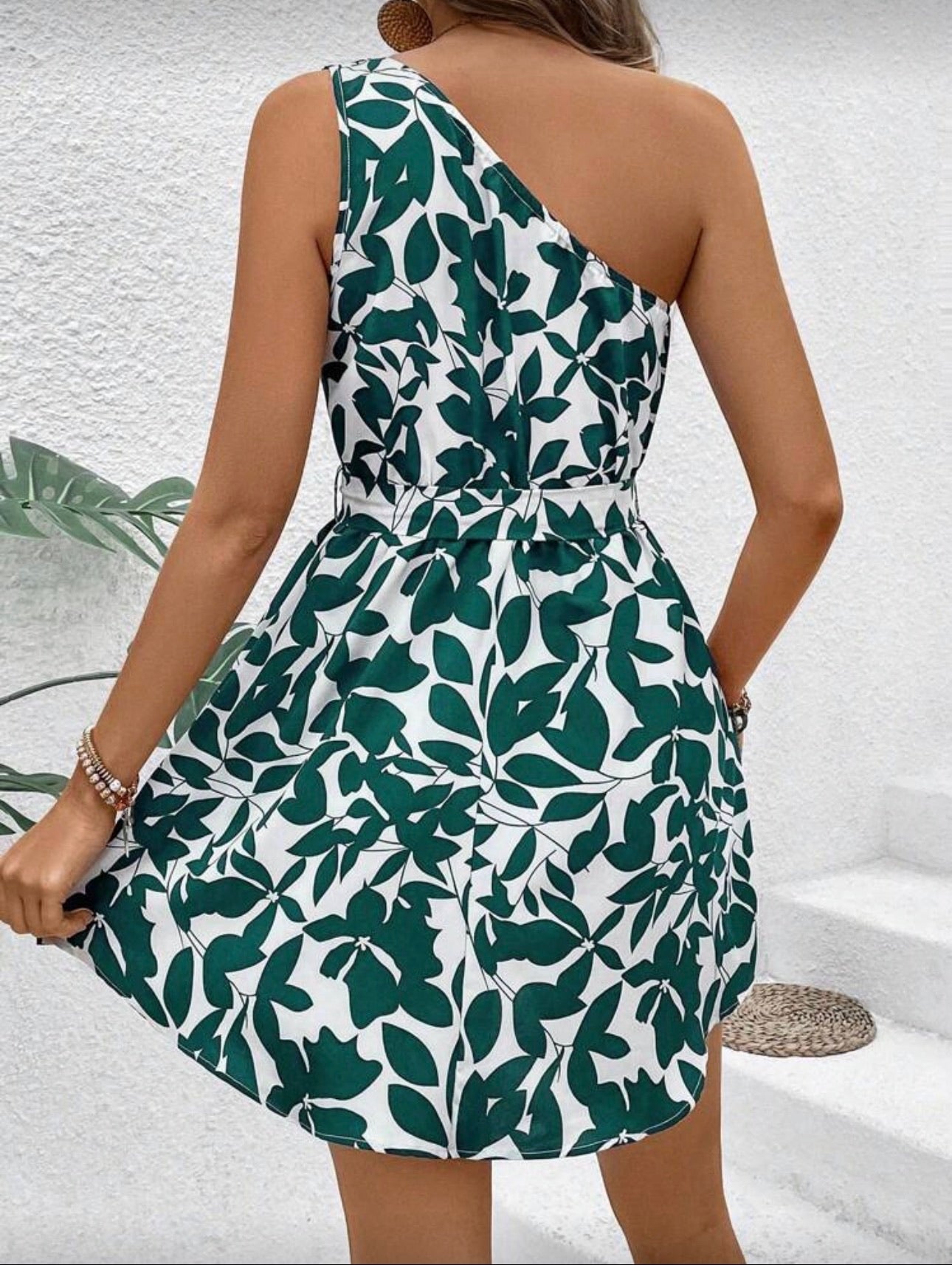Vestido Femenino One Shoulder Green Leaves