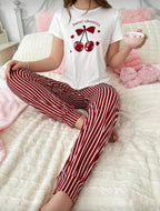 Conjunto Pijama Sweet Cherries Rojo