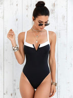 Traje de Baño Femenino Classic Contrast One Piece