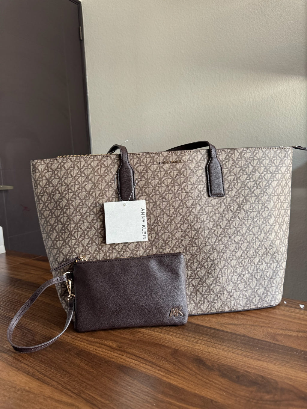Bolsa Anne Klein Monogram Everyday Tote Cafe