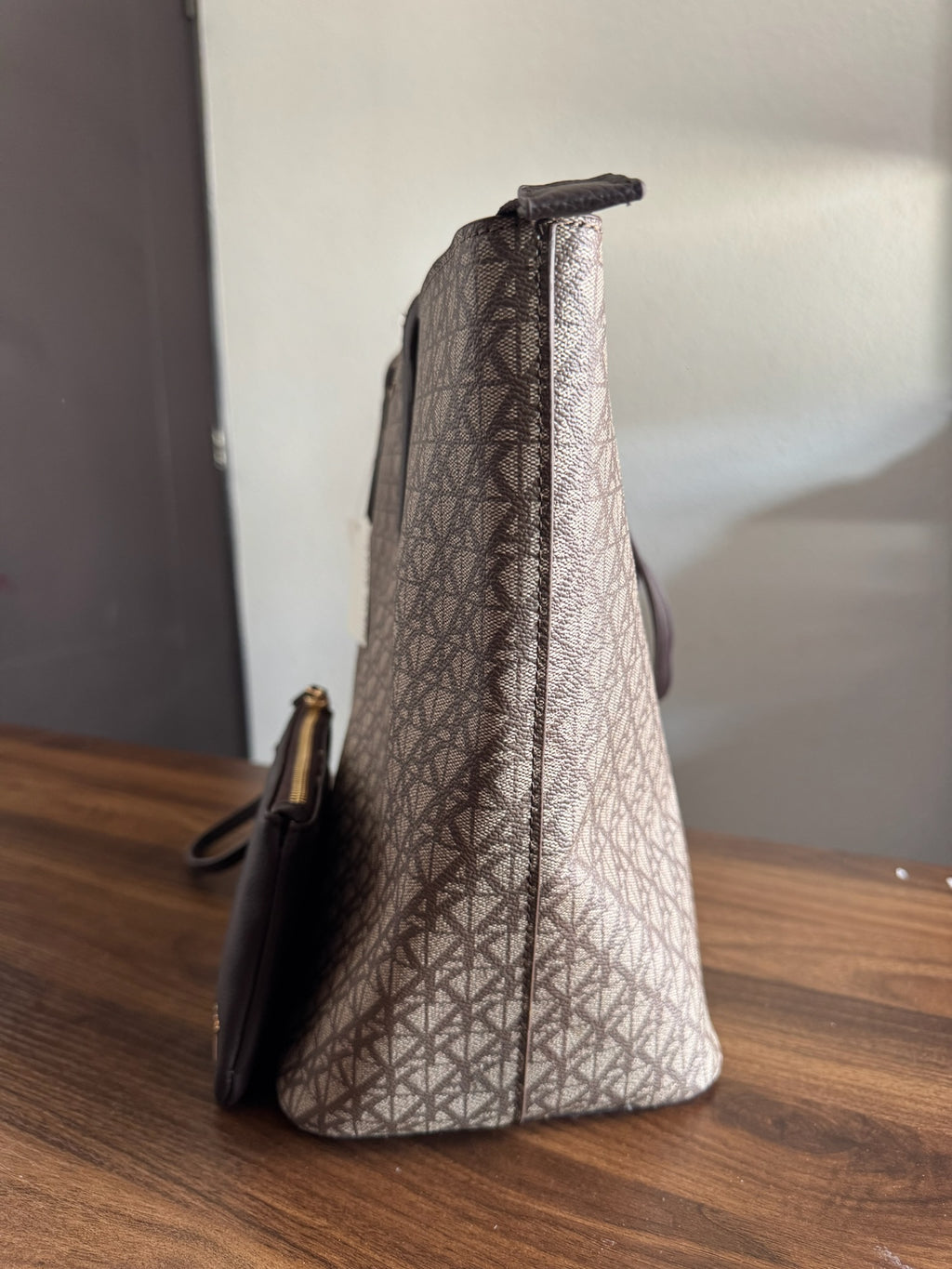 Bolsa Anne Klein Monogram Everyday Tote Cafe