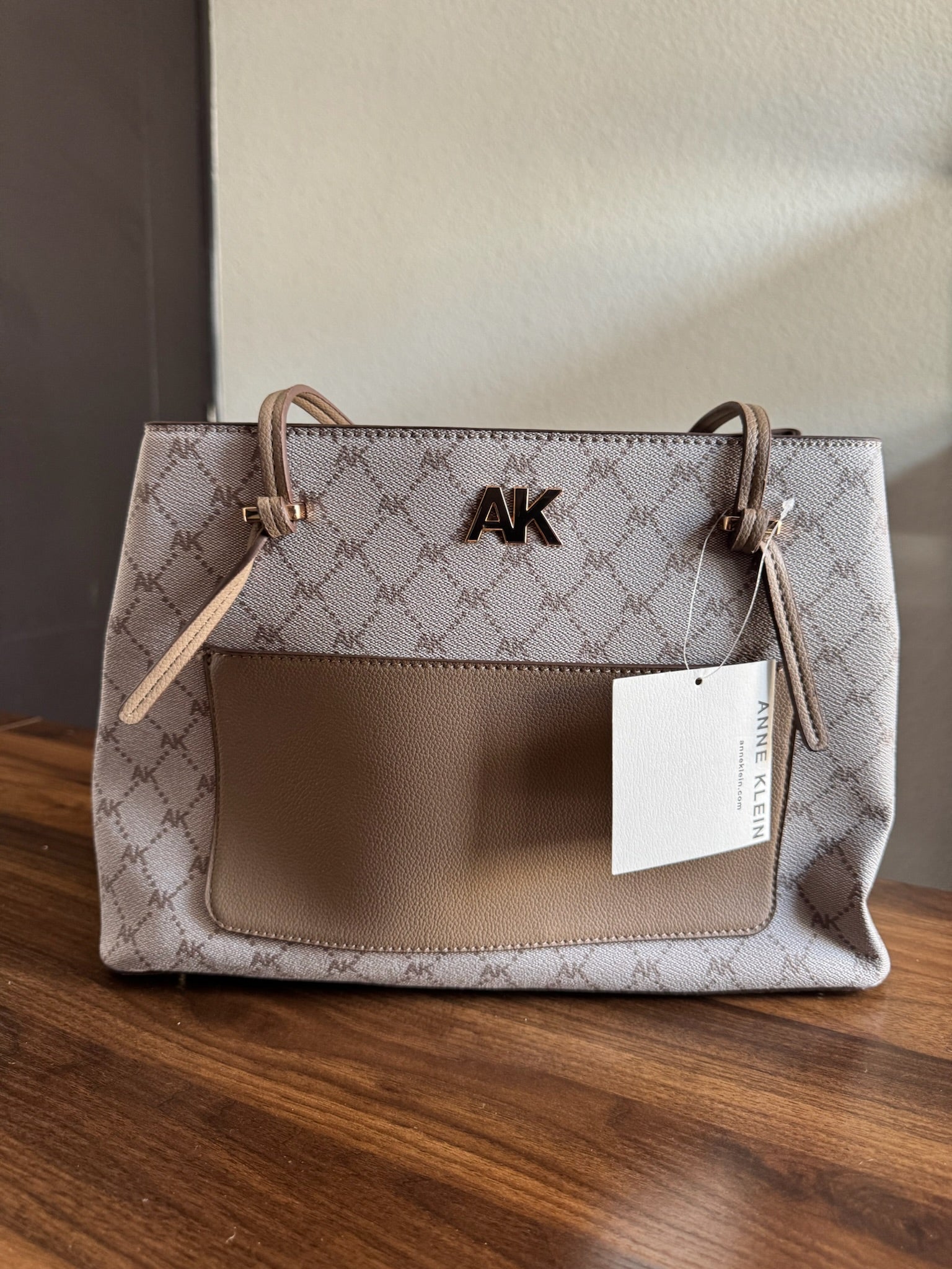 Bolsa Anne Klein Signature Shoulder Bag Vanilla