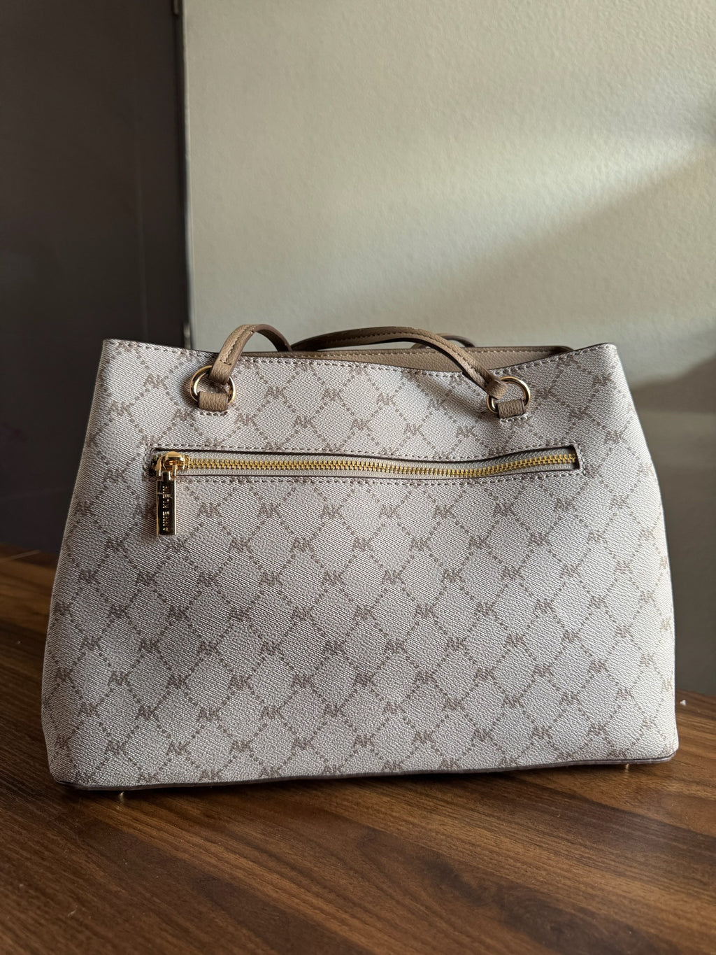 Bolsa Anne Klein Signature Shoulder Bag Vanilla