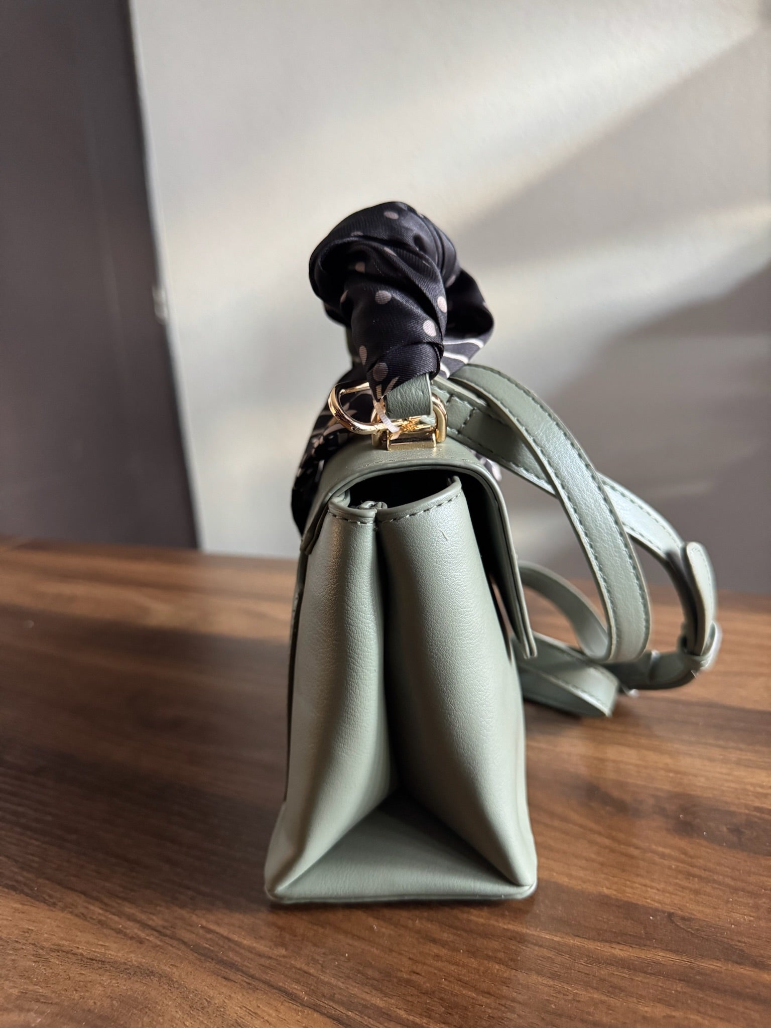 Bolsa Anne Klein Mini Crossbody Sage Green