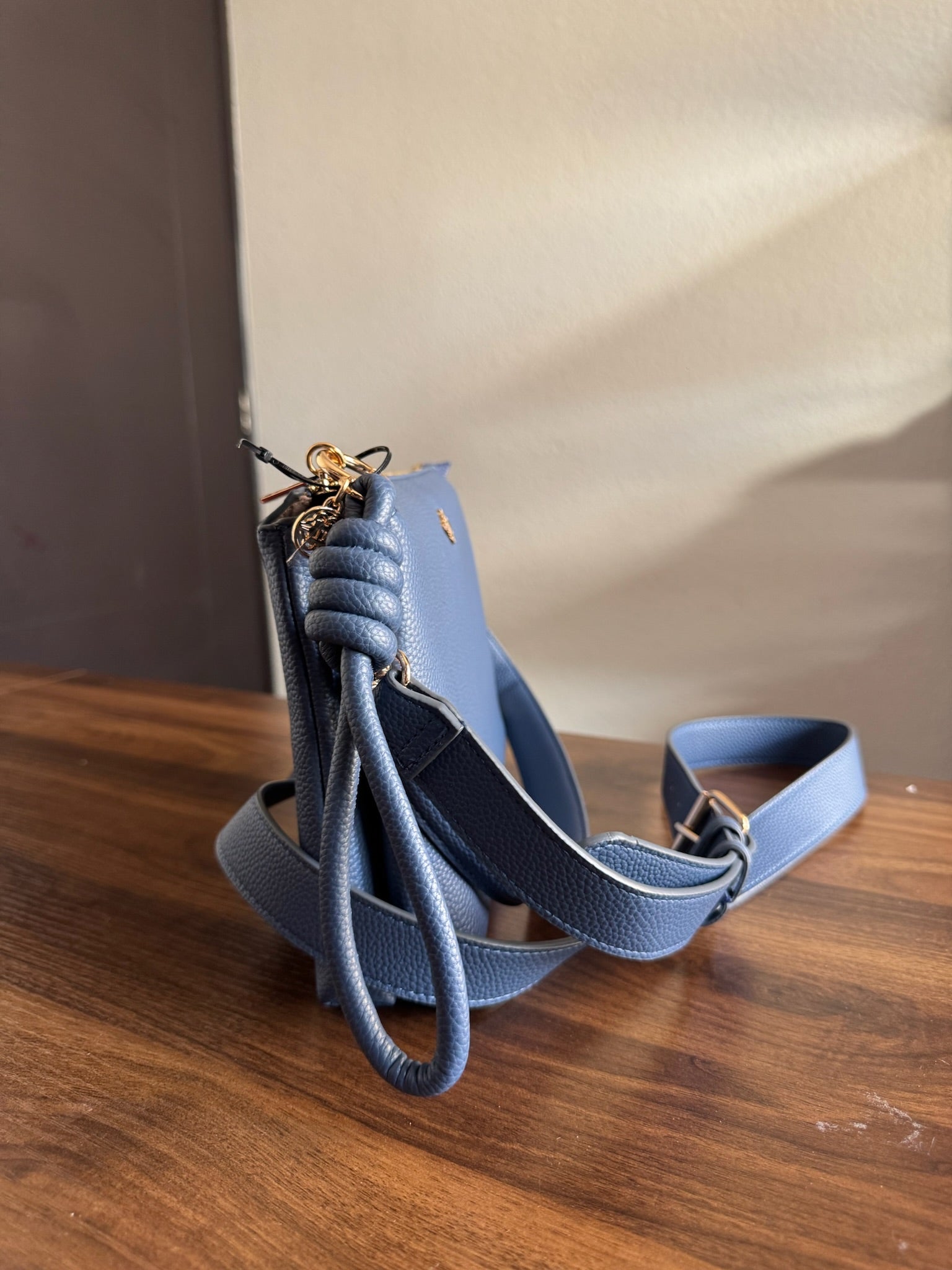 Bolsa Nanette Lepore Double Zip Crossbody Blue