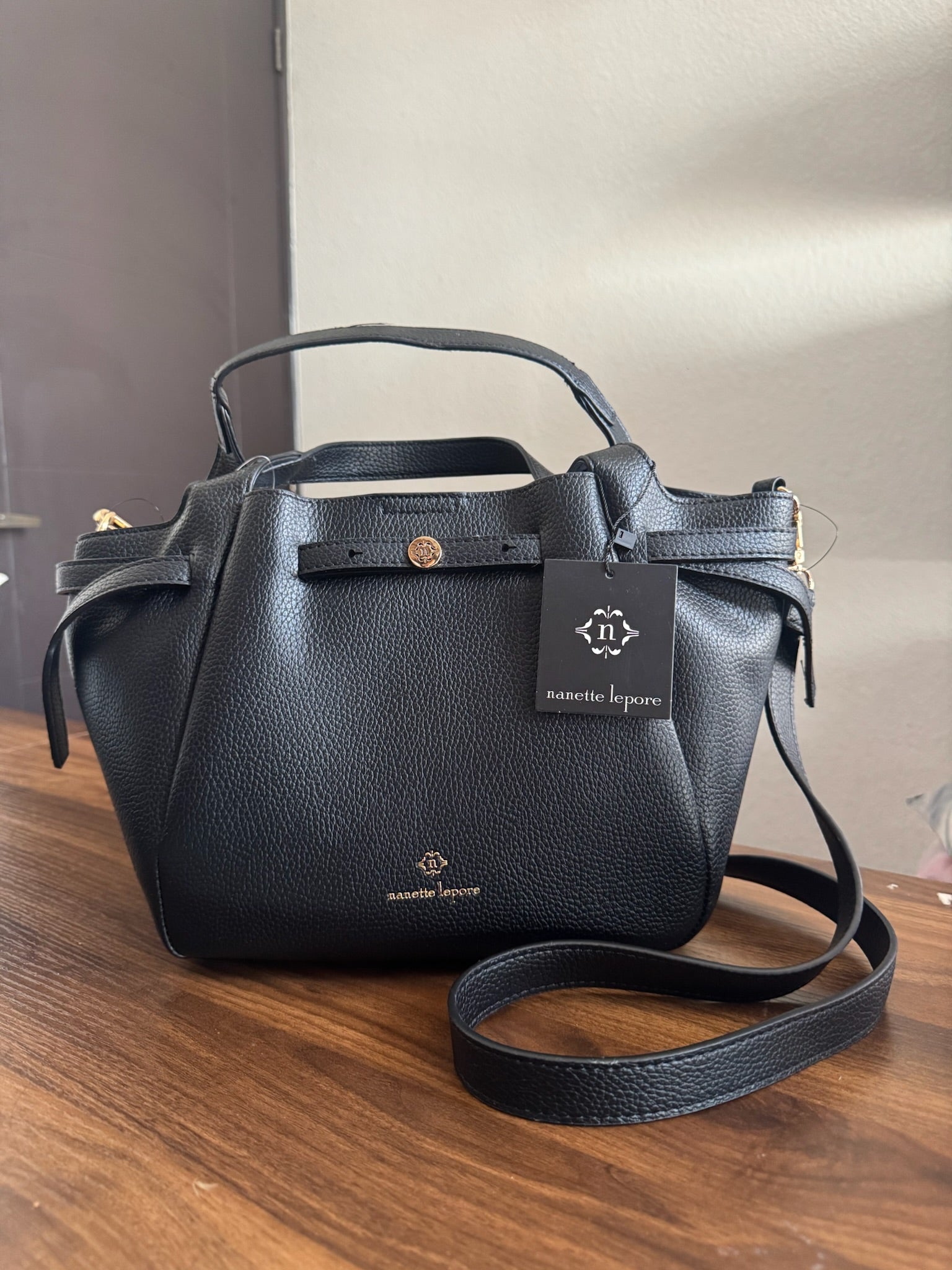 Cartera Negra Nanette Lepore Urban Chic