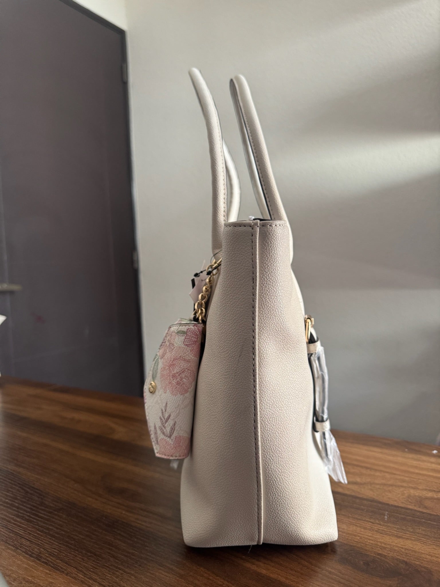 Bolsa Crema Nine West