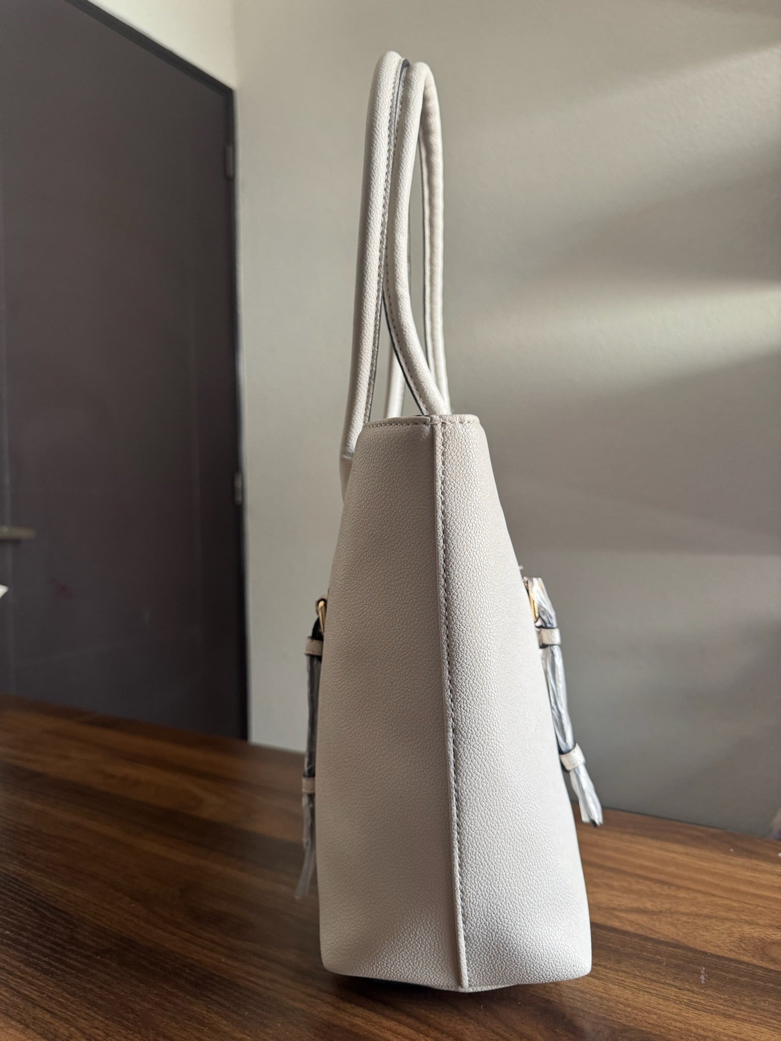 Bolsa Crema Nine West