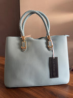 Bolsa Celeste con Detalles Dorados LaTerre