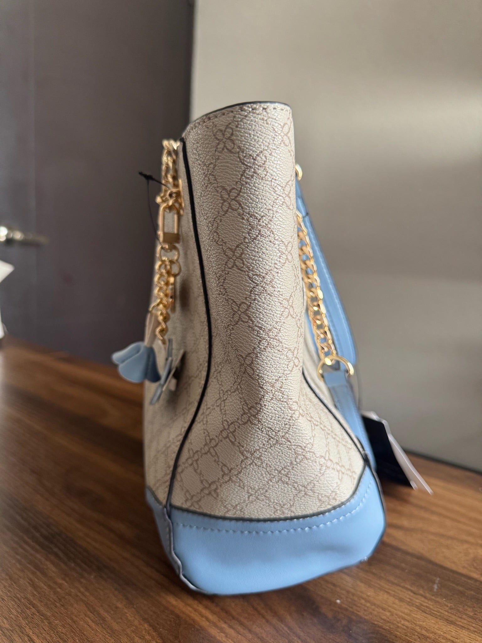 Bolsa Crema y Celeste Nine West