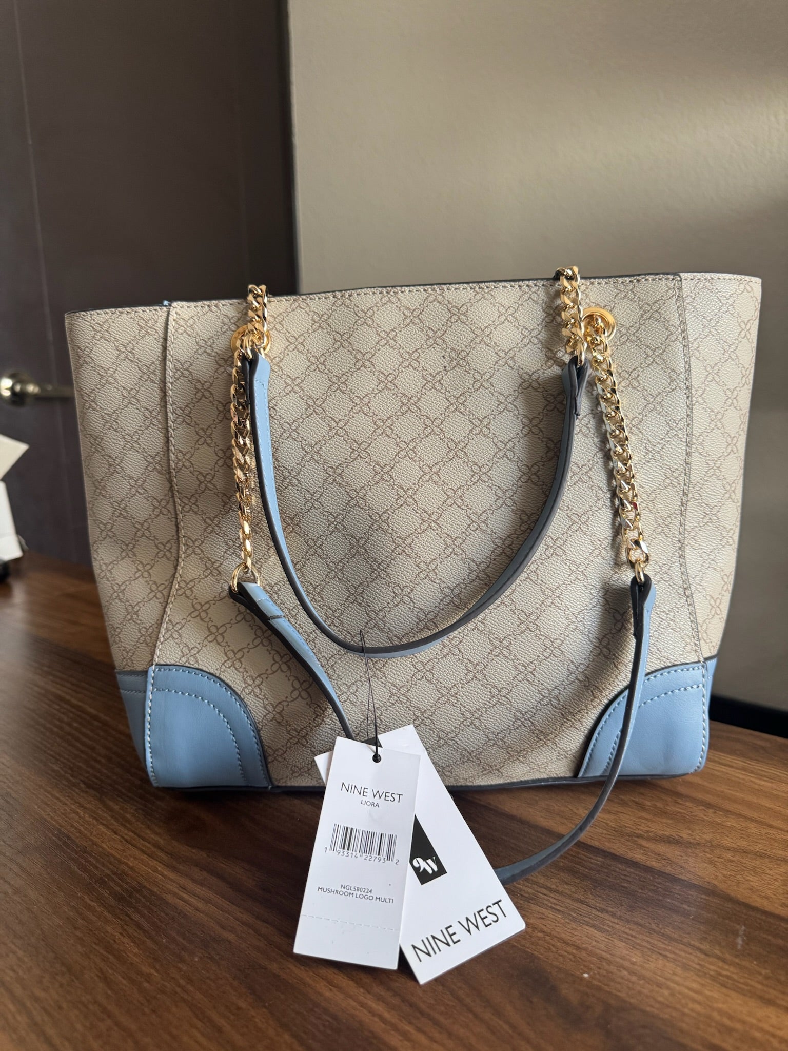 Bolsa Crema y Celeste Nine West