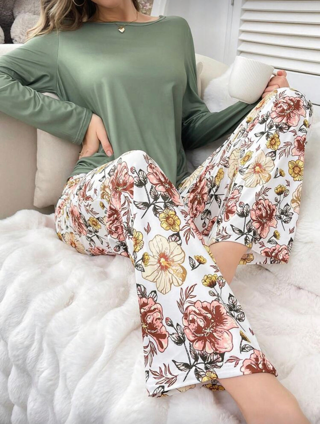 Pijama de Dama Floral Comfort