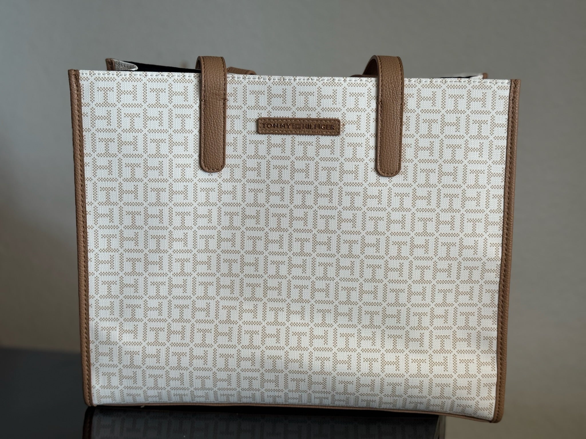 Bolsa Tommy Hilfiger Signature Tote Vanilla