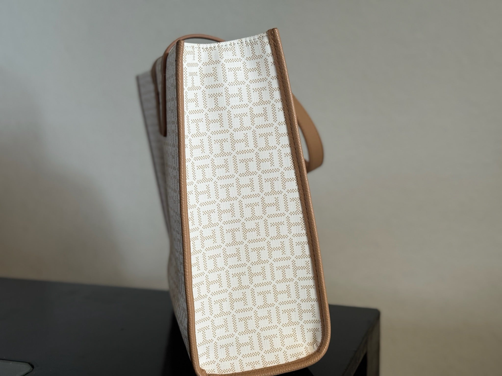 Bolsa Tommy Hilfiger Signature Tote Vanilla