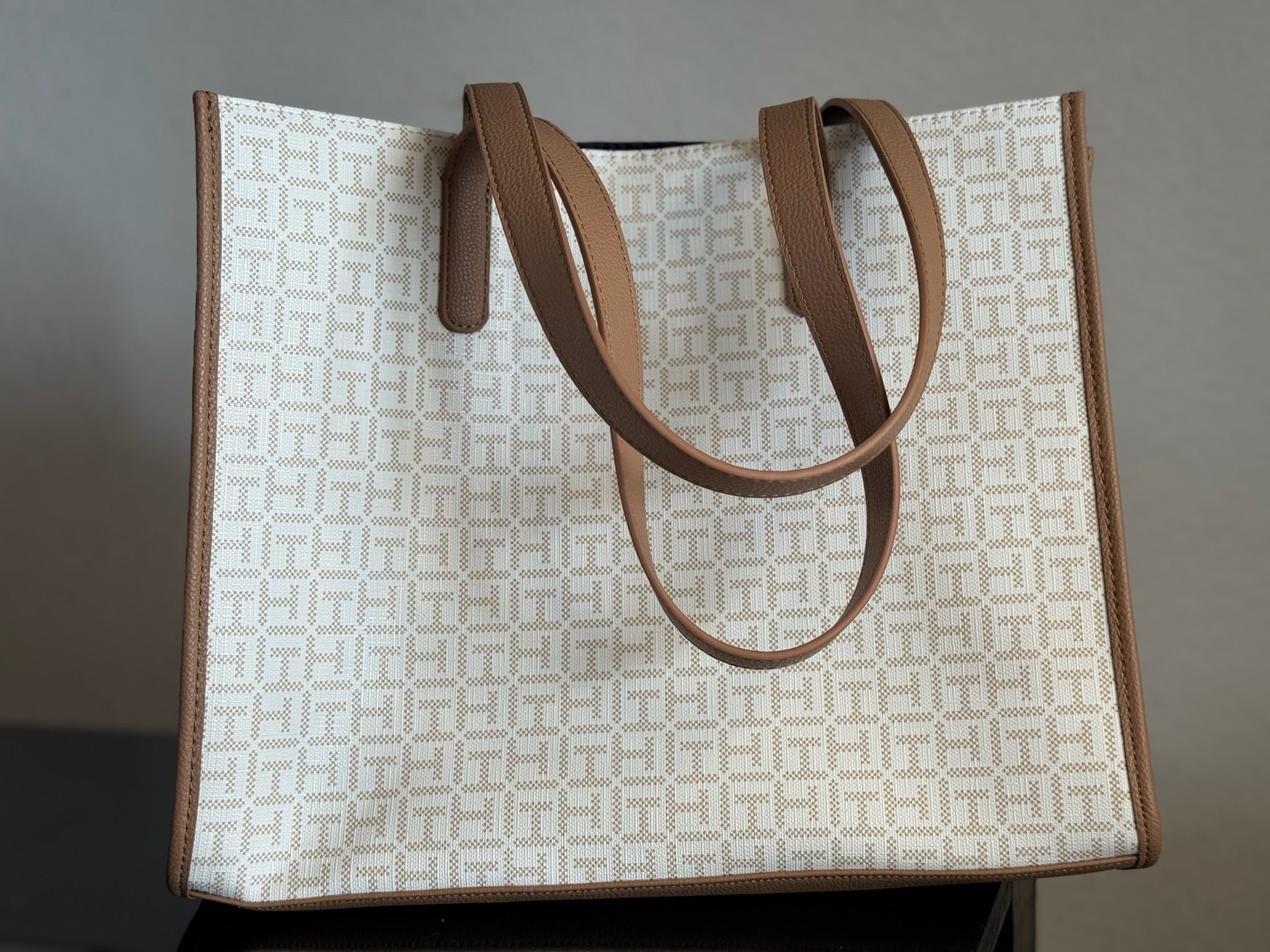 Bolsa Tommy Hilfiger Signature Tote Vanilla